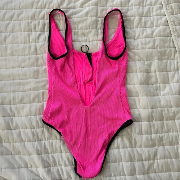 Women’s One-Piece Swimsuit Collection - Size Medium - Picture 3 of 13